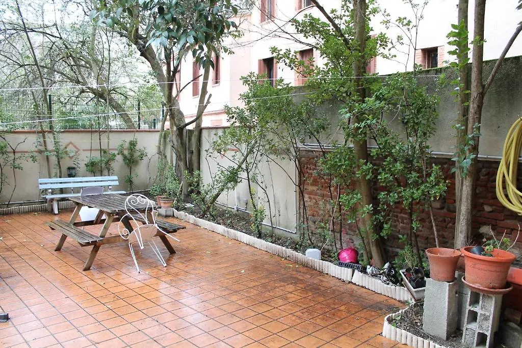 Hostel La Petite Auberge De Saint-Sernin Toulouse