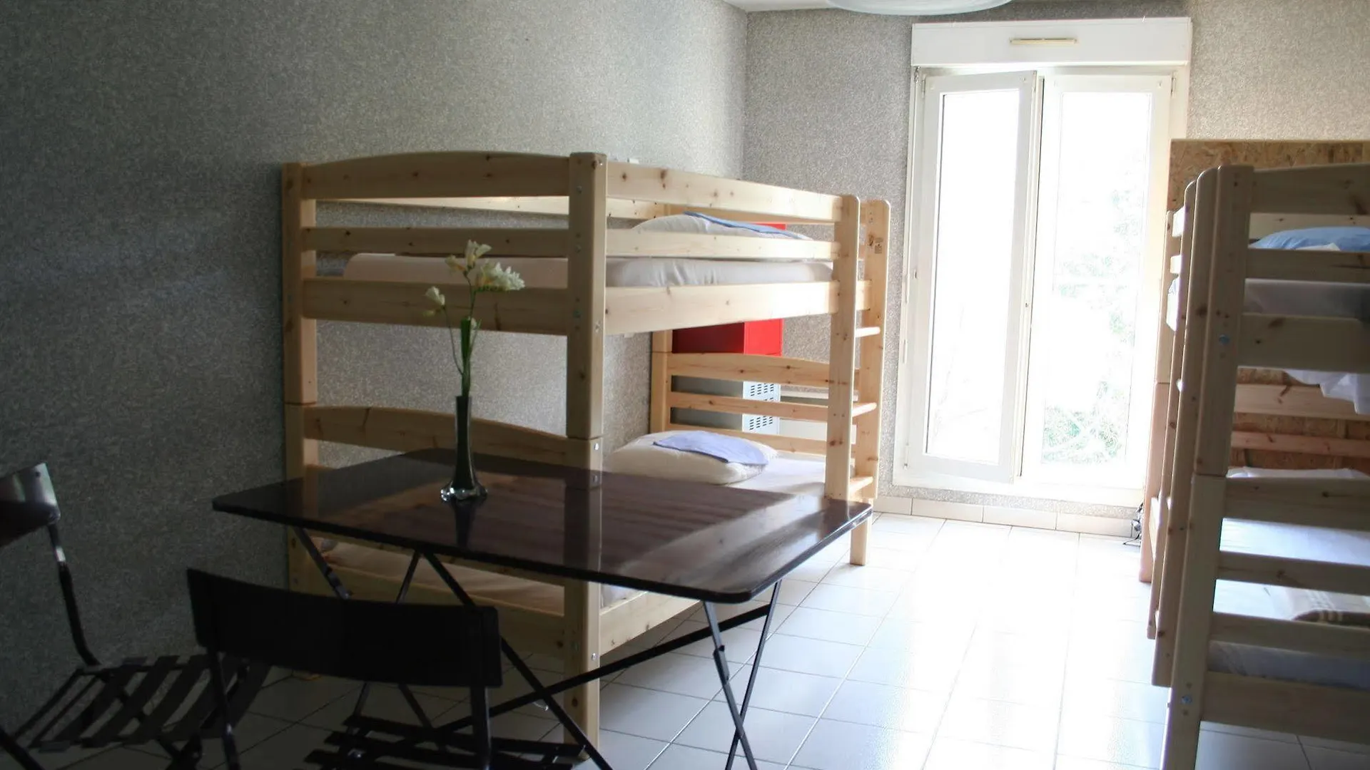 La Petite Auberge De Saint-Sernin Toulouse Hostel