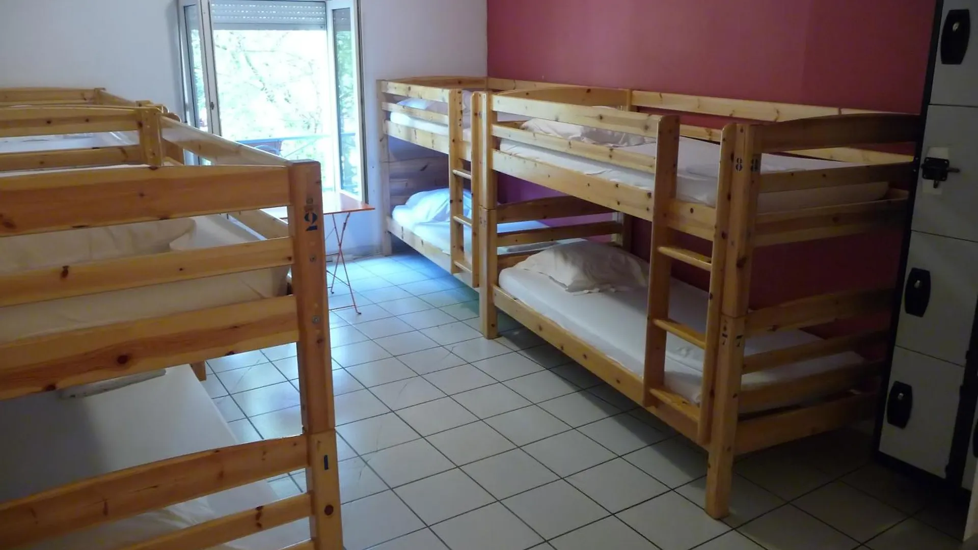 טולוז La Petite Auberge De Saint-Sernin צרפת